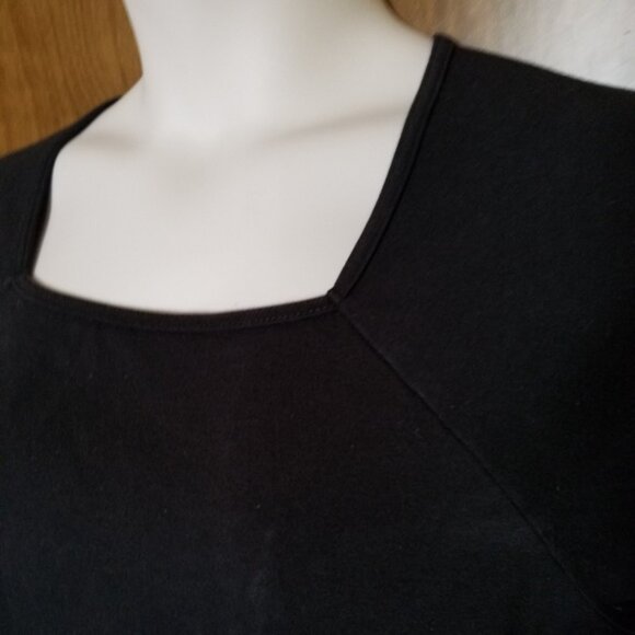 TWO black women's tops Size 0X-1X - Picture 5 of 6